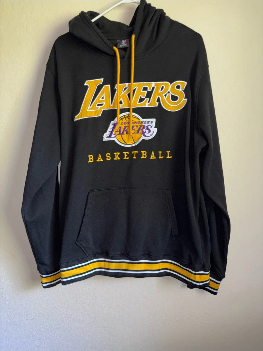 Los Angeles Lakers Black & Gold Pullover Hoodie size L